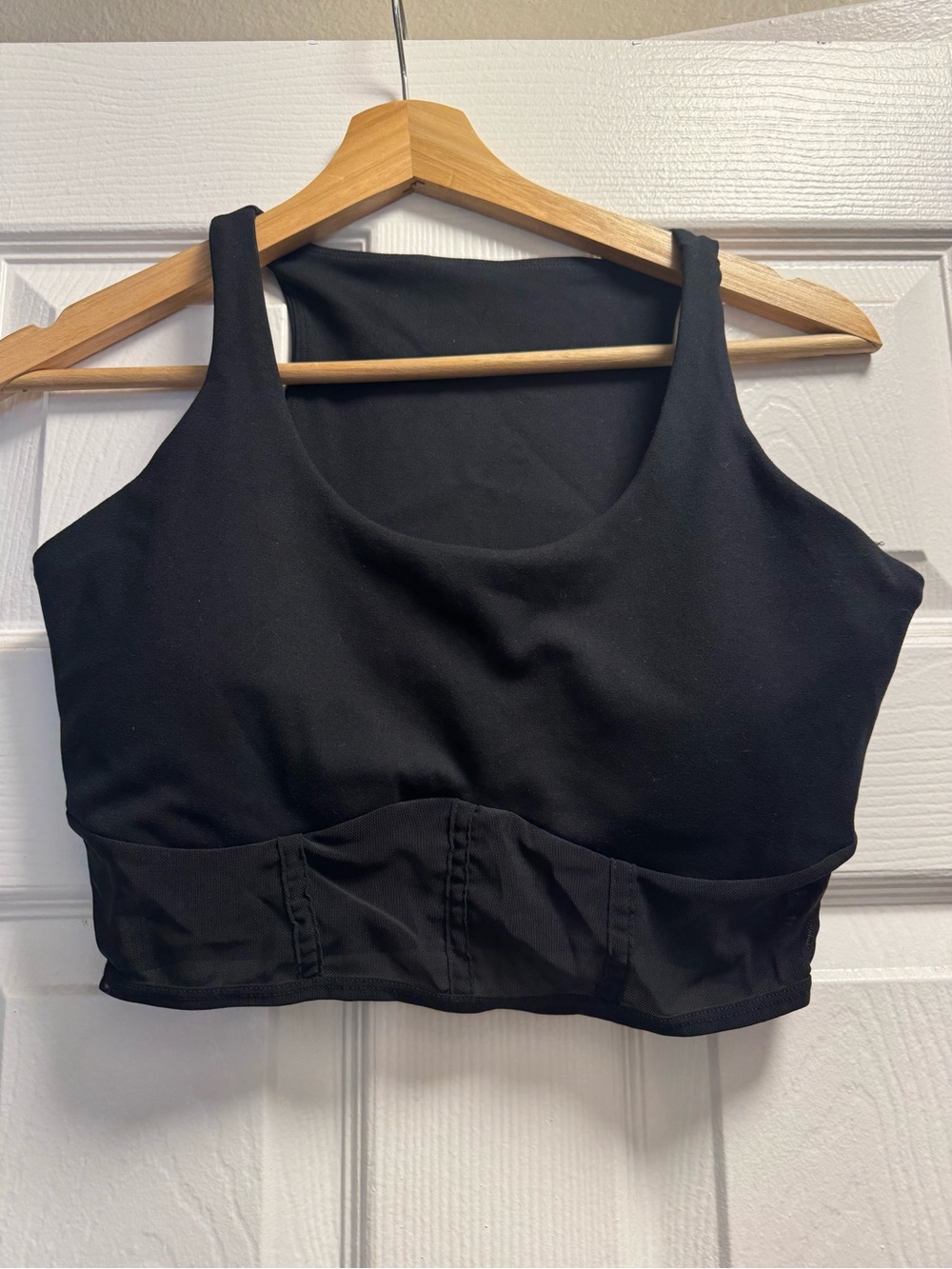 Fashion Nova Novasport Black Scoop Neck Crop Tank